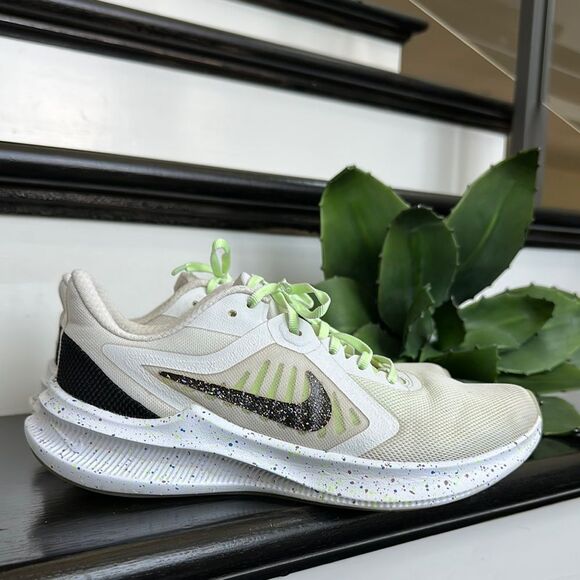 Nike Revolution 6 Next Nature Running Shoes White Volt Speckle Women’s Size 7 - Picture 1 of 10